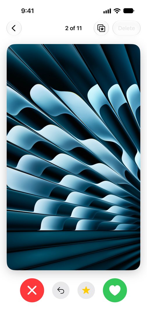 Swipe Review showing one photo with keep and delete buttons